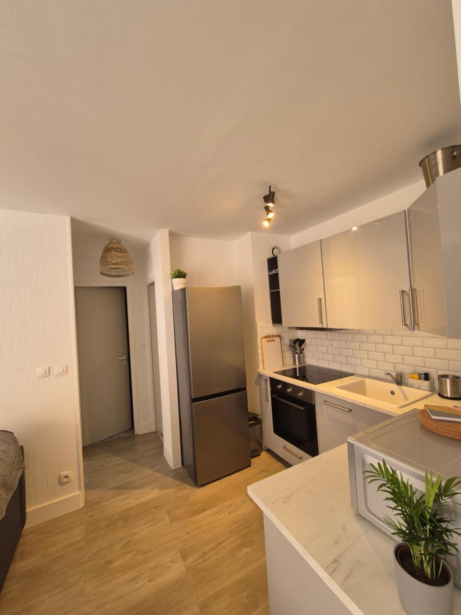 Appartement T2 - Hyeres Gare Exterior foto