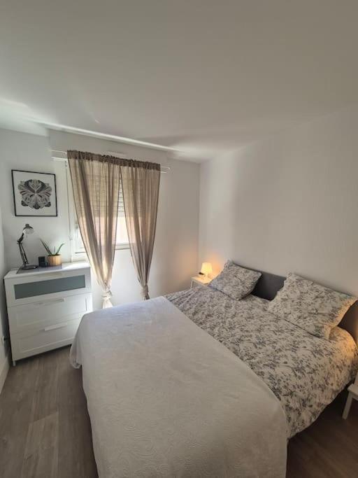 Appartement T2 - Hyeres Gare Exterior foto